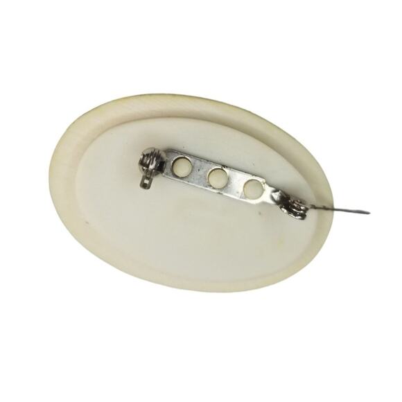 3D Carved Resin Pastel Floral Garden Scene Butterfly Flowers Pin Brooch Vintage - Picture 6 of 6